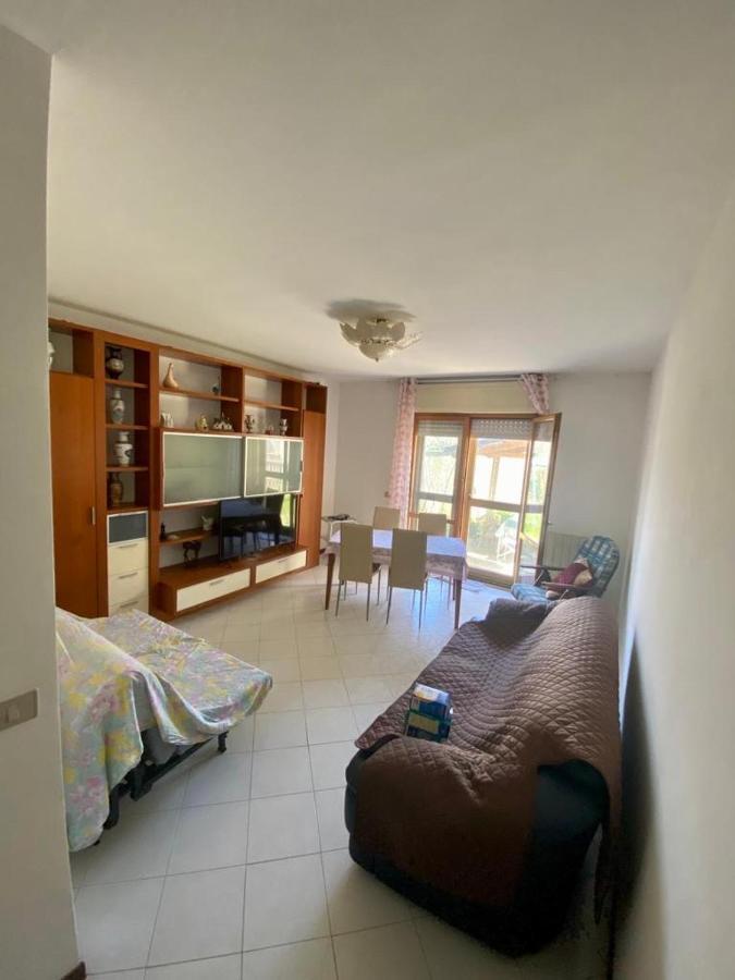Marina Apartman Cecina  Kültér fotó